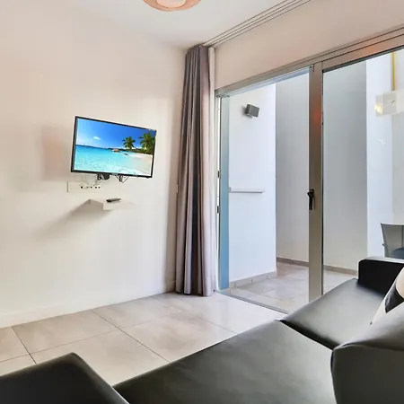 아파트 Paradise Sun - Stylish 1br With Pool, Terrace & Rooftop Bar, 100 M From